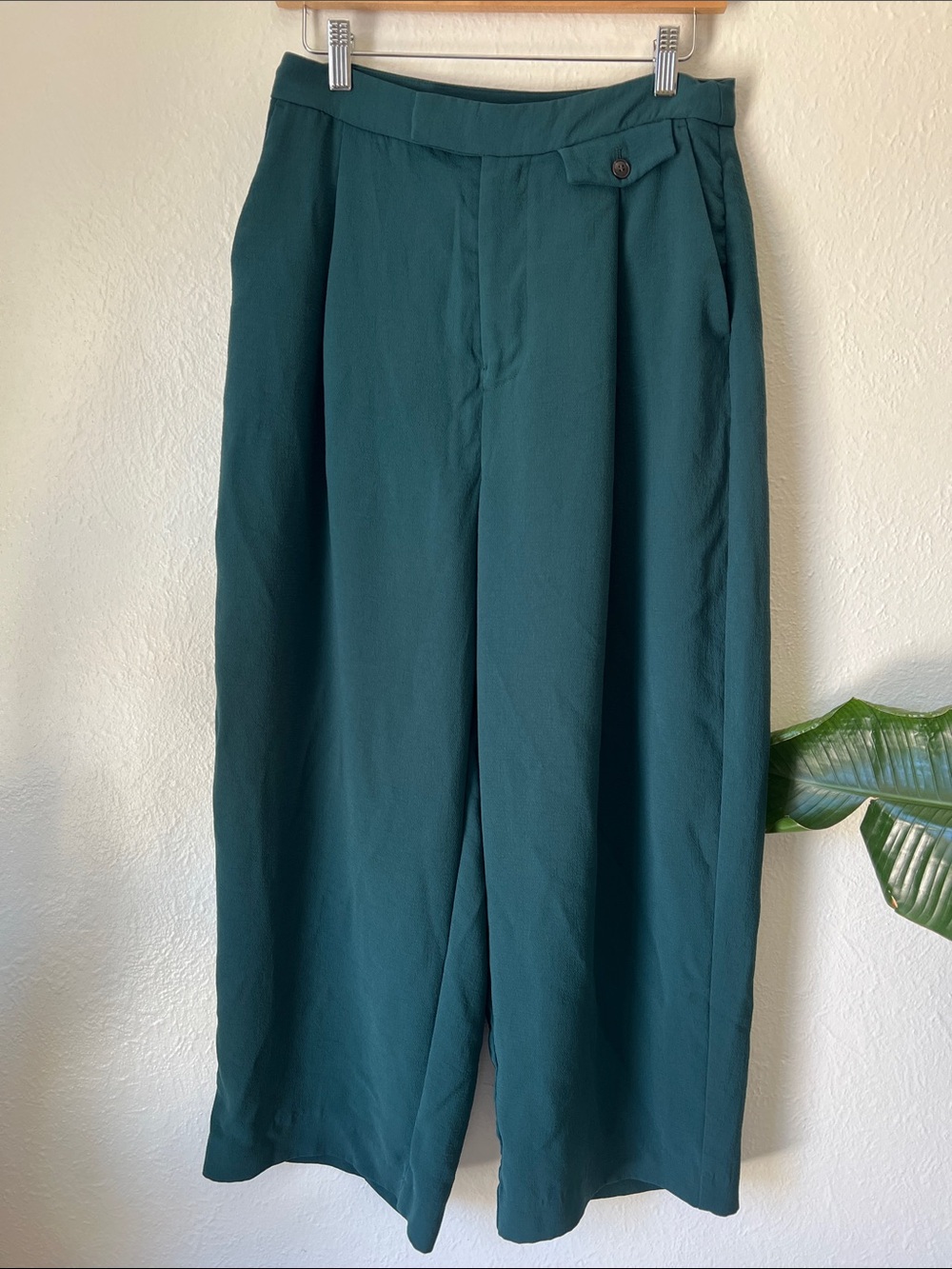 Rosedale High Rise Green Textured Trousers- office wear, relaxed fit, pleated.